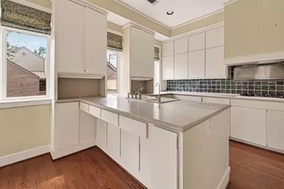 315 Sugarberry Circle, Houston, TX 77024 - Photo 19