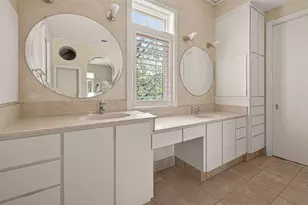 315 Sugar Berry Cir, Houston, TX 77024 - Photo 43