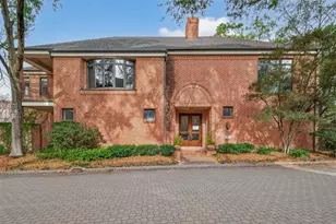 315 Sugar Berry Cir, Houston, TX 77024 - Photo 1