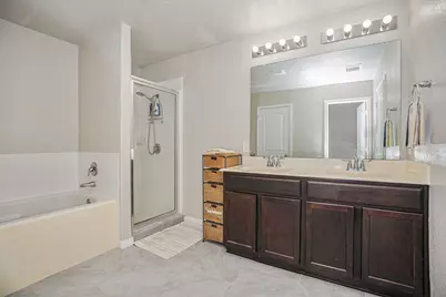 12610 Pirate Bend Drive, Texas City, TX 77539 - Photo 7