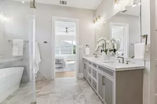 6107 Lake St, West University Place, TX 77005 - Photo 25