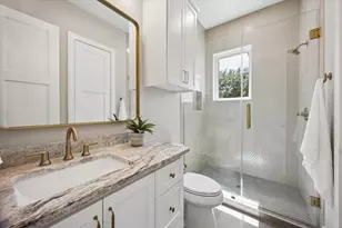 6107 Lake St, West University Place, TX 77005 - Photo 29