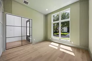 6107 Lake St, West University Place, TX 77005 - Photo 5