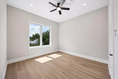 6107 Lake Street, West University Place, TX 77005 - Photo 37