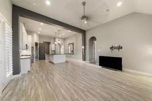 199 Springs Edge Dr, Montgomery, TX 77356 - Photo 11
