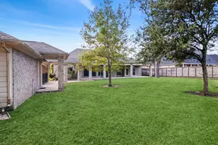 12510 Mystery Ln, Mont Belvieu, TX 77523 - Photo 39