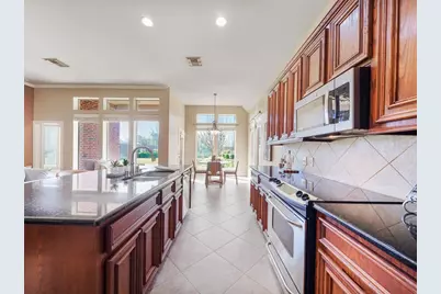 2898 Woodland Glen Lane, Conroe, TX 77385 - Photo 13