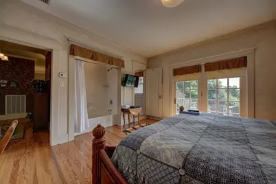 1804 S Park Street, Brenham, TX 77833 - Photo 23