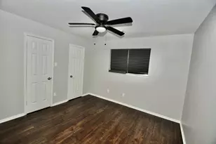 8819 Hedgestone Ct, La Porte, TX 77571 - Photo 23