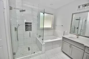 8819 Hedgestone Ct, La Porte, TX 77571 - Photo 15
