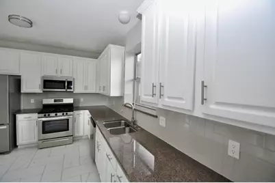 8819 Hedgestone Court, La Porte, TX 77571 - Photo 9