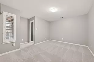8102 Stoneyway Dr, Houston, TX 77040 - Photo 7