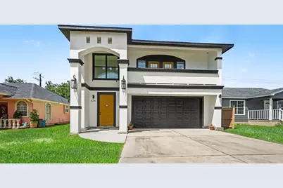 424 S Holmes Street, La Porte, TX 77571 - Photo 1