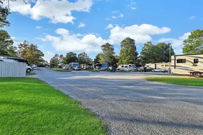 180 Sunrise Drive, Livingston, TX 77351 - Photo 25
