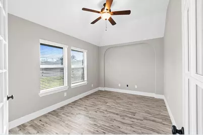 9707 Highland Pointe Drive, Needville, TX 77461 - Photo 5