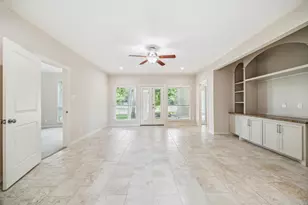 11 Twin Greens Ct, Houston, TX 77339 - Photo 37