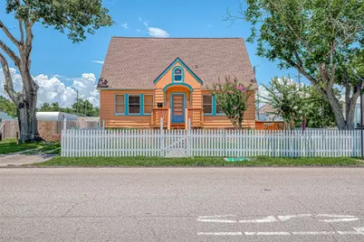 1502 Main Street, Seabrook, TX 77586 - Photo 1