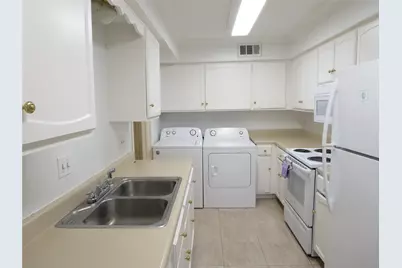 361 N Post Oak Lane #239, Houston, TX 77024 - Photo 9