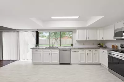 2015 Quail Valley East Drive, Missouri City, TX 77459 - Photo 9