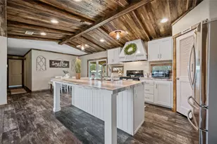 1602 County Rd 301 N, Dayton, TX 77535 - Photo 9