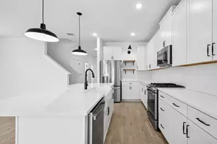 690 Daniels Lk Ln, Dayton, TX 77535 - Photo 9