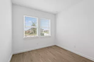 690 Daniels Lk Ln, Dayton, TX 77535 - Photo 3