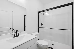 690 Daniels Lk Ln, Dayton, TX 77535 - Photo 5