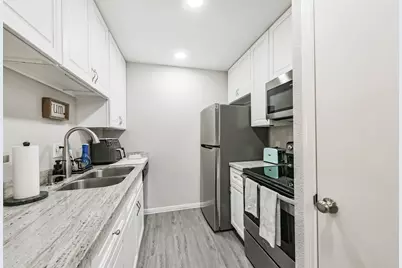 2121 Hepburn Street #612, Houston, TX 77054 - Photo 13