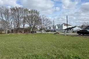 4913 Paula Street S, Houston, TX 77033 - Photo 5