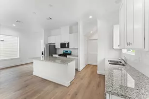 6413 Leopold Star Ln, Houston, TX 77048 - Photo 1