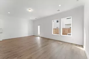 6413 Leopold Star Ln, Houston, TX 77048 - Photo 23