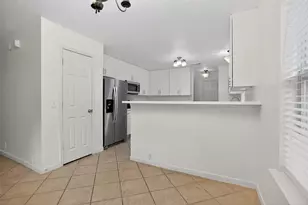 17627 S Summit Canyon Dr, Houston, TX 77095 - Photo 13