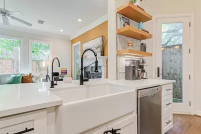 2828 W Holcombe  Boulevard Boulevard #I, Houston, TX 77025 - Photo 13