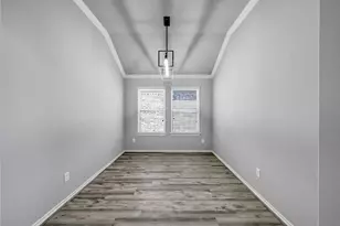 2518 Riverway Dr, Conroe, TX 77304 - Photo 9