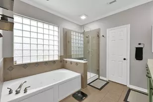 1415 Kennoway Park Dr, Spring, TX 77379 - Photo 21