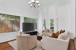 1676 Beaconshire Rd, Houston, TX 77077 - Photo 5