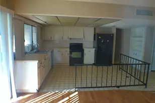 15823 Ironside Hill Dr, Houston, TX 77053 - Photo 7