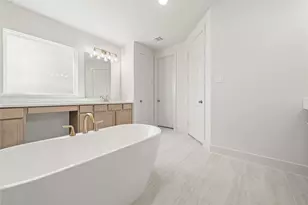 7102 Rustic Frst Dr, Katy, TX 77493 - Photo 11