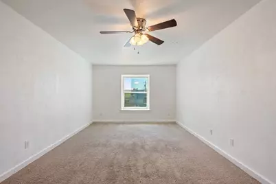 300 E Croslin Street #106, Austin, TX 78752 - Photo 21