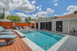 1818 Locksford St, Houston, TX 77008 - Photo 1