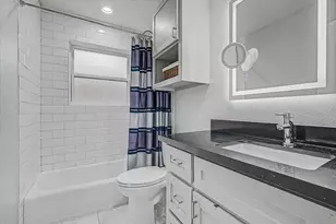 1818 Locksford St, Houston, TX 77008 - Photo 21