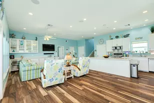 18502 E De Vaca, Galveston, TX 77554 - Photo 17