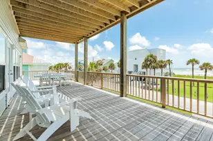 18502 E De Vaca, Galveston, TX 77554 - Photo 7