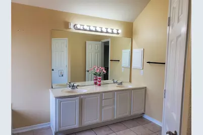 2502 Suncreek Lane, Pearland, TX 77584 - Photo 17