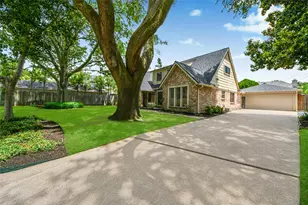 3030 Bernadette Ln, Houston, TX 77043 - Photo 27