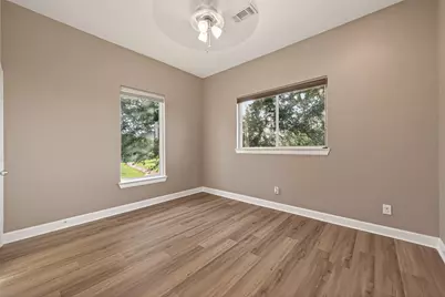 7203 Timberlake Dr, Sugar Land, TX 77479 - Photo 31