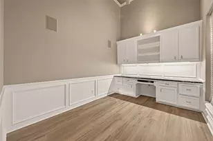 7203 Timberlake Dr, Sugar Land, TX 77479 - Photo 13