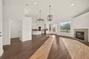 7203 Timberlake Dr, Sugar Land, TX 77479 - Photo 17