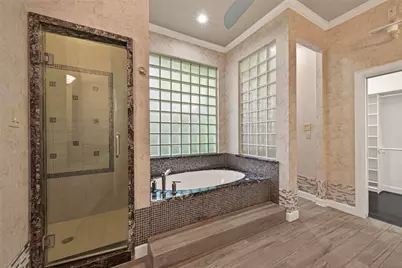 7203 Timberlake Dr, Sugar Land, TX 77479 - Photo 41