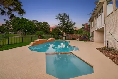 7203 Timberlake Dr, Sugar Land, TX 77479 - Photo 7